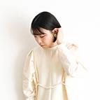 minako | 10度 服装