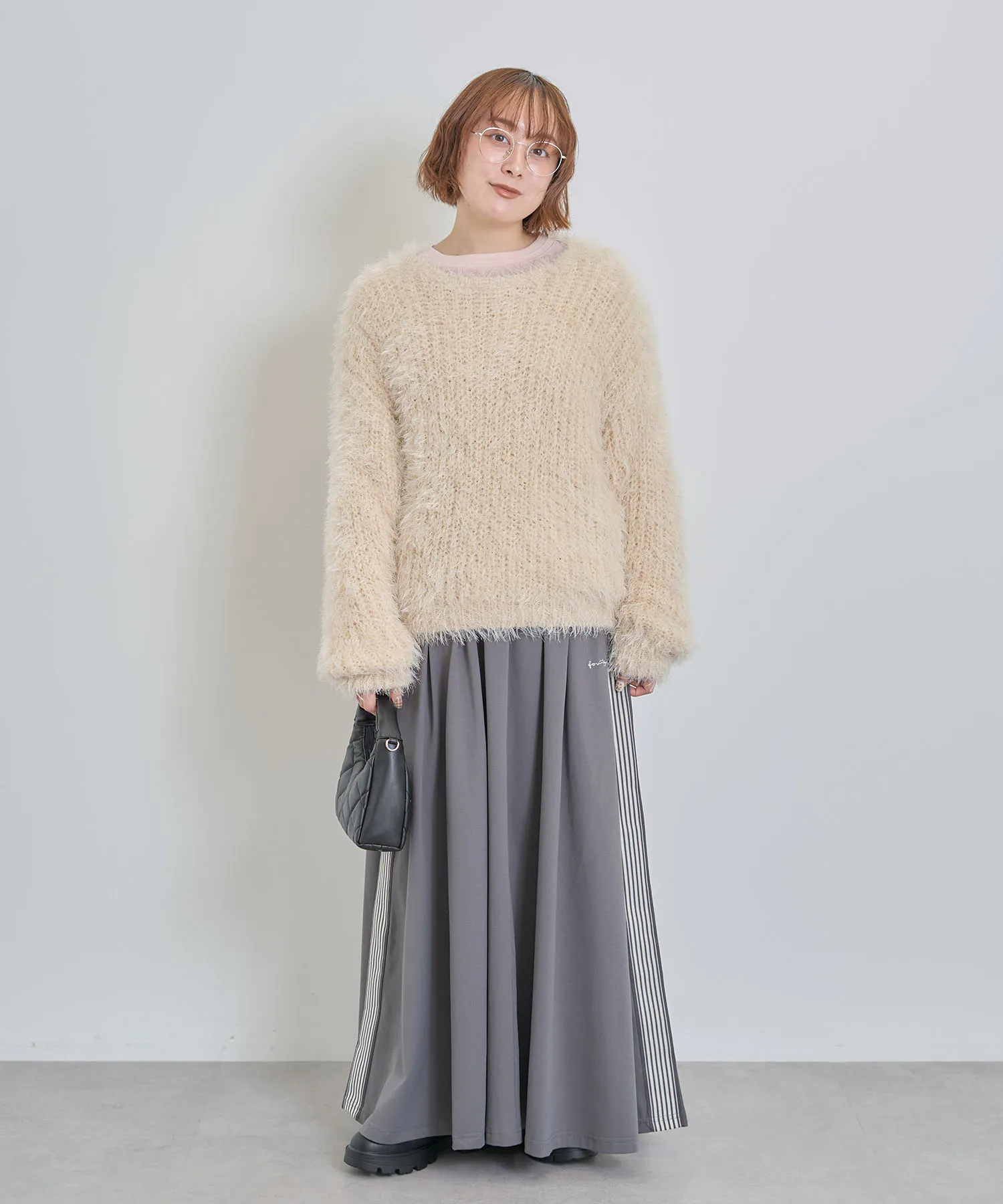 秋の主役はどっち？KNIT vs SWEAT